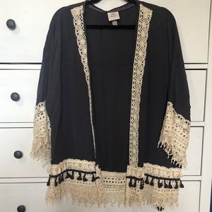 Knox Rose kimono